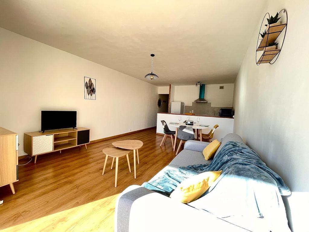 U061 - Grand Studio Renove - Vue Montagne Greolieres Luaran gambar